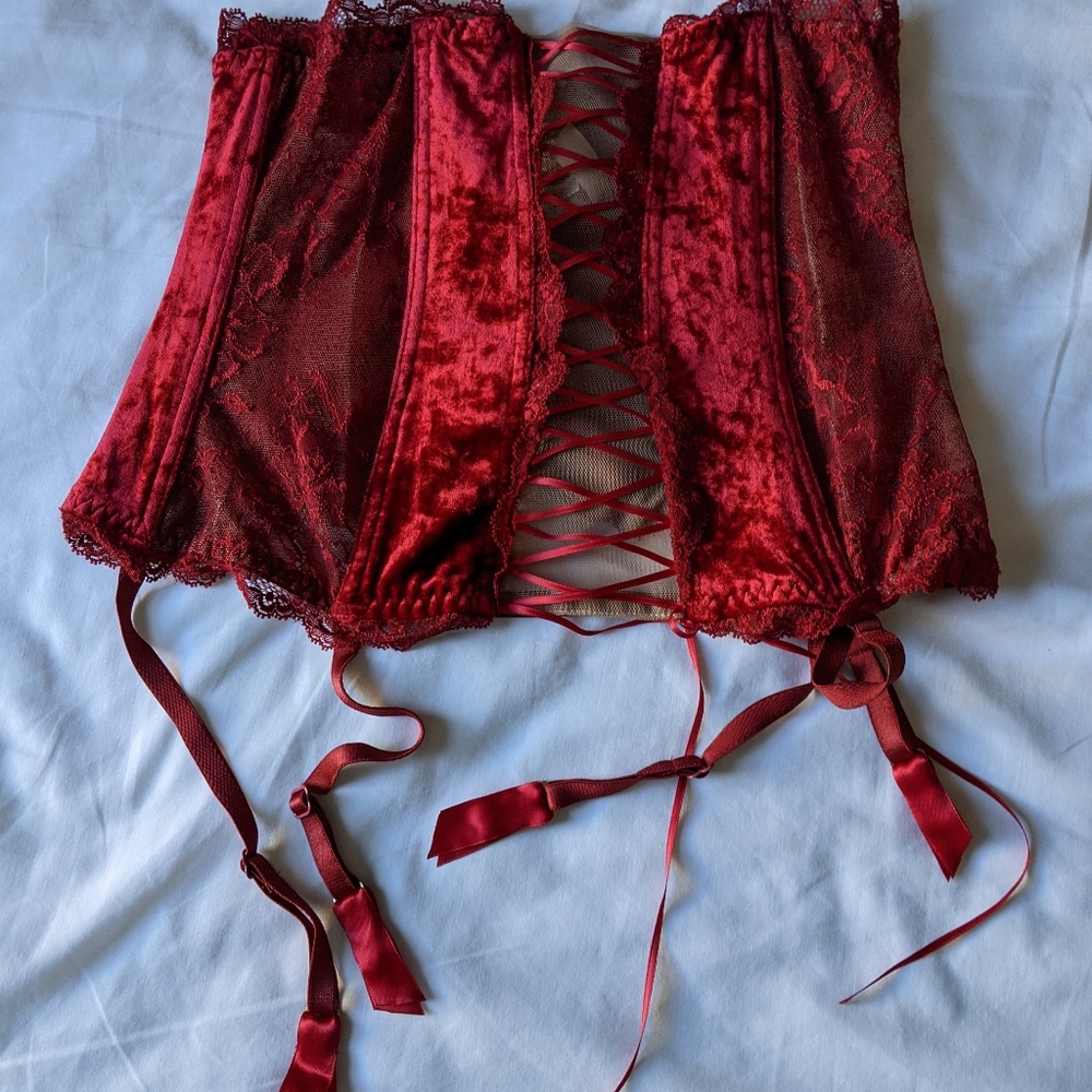 Argentovivo red velvet/lace waist clincher 3/36/M